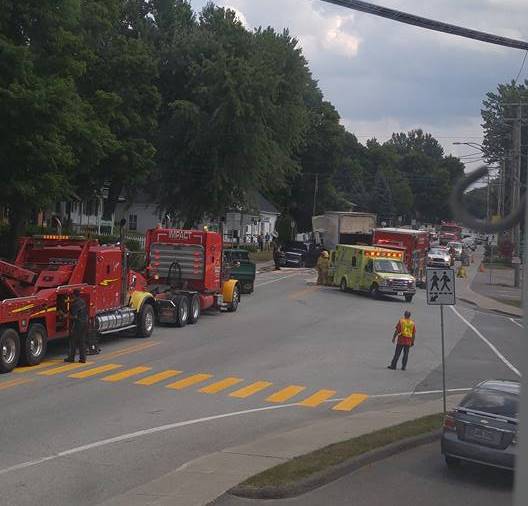 Spectaculaire accident à Compton Le Progrès de Coaticook