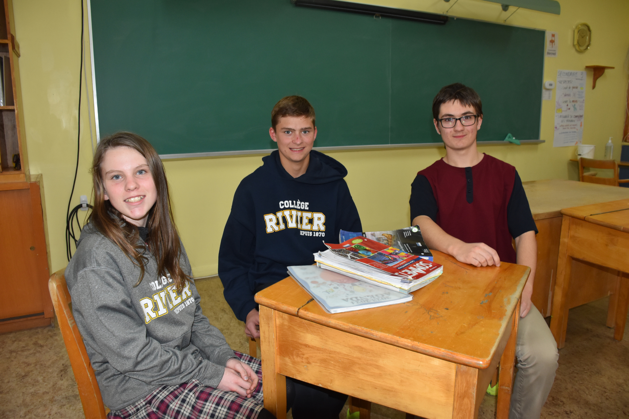 Coatecoque: Three students from Collège Rivier stand out for their perseverance